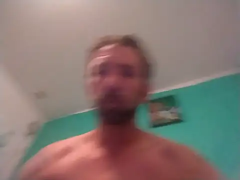 Treemandude webkamerás műsora