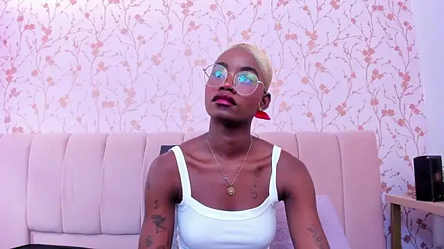 amber-hill élő XXX-chatje