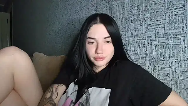 Liana_diva Chat XXX in diretta