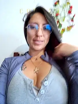 VALERY-03_ Live XXX-chat