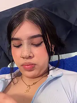 دردشة Lily_Woodz الجنسية المباشرة