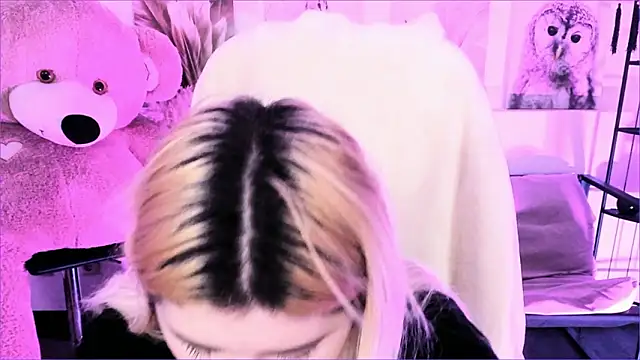 دردشة DiaAngell الجنسية المباشرة