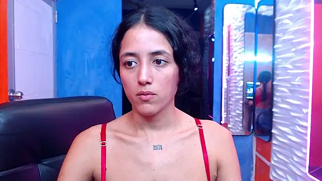 emily_rz1 élő XXX-chatje