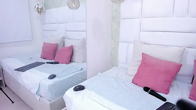 Онлайн чат XXX thalia_nichols