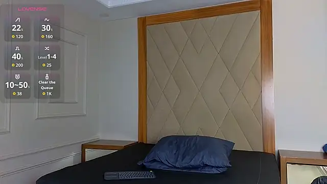 Онлайн чат XXX KingAlexis_