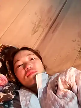 kotaka-shoow élő XXX-chatje