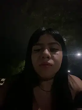 دردشة Luna_bigtitss777 الجنسية المباشرة