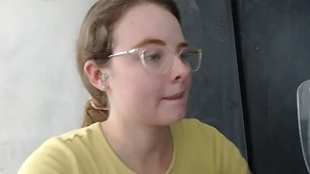 HellenMiyer1111 现场XXX聊天