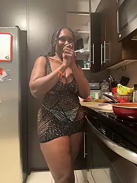 Онлайн чат XXX TilaTotti