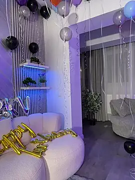 KirstieVegas Adlı Modelin Web Kamerası Şovu