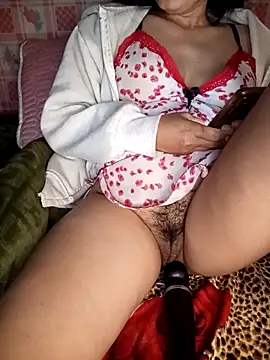 Ladygirl_x 在線直播表演