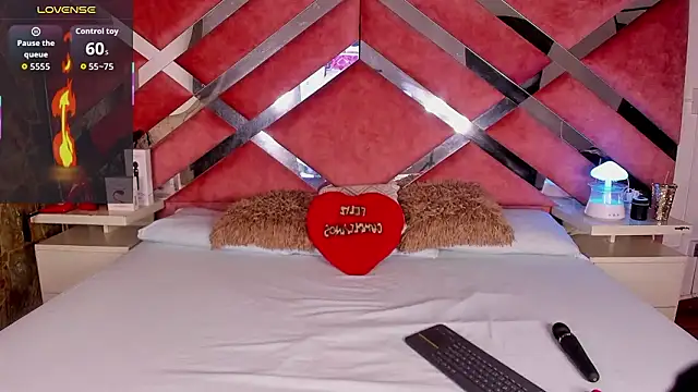 Онлайн чат XXX Lily_Queen30