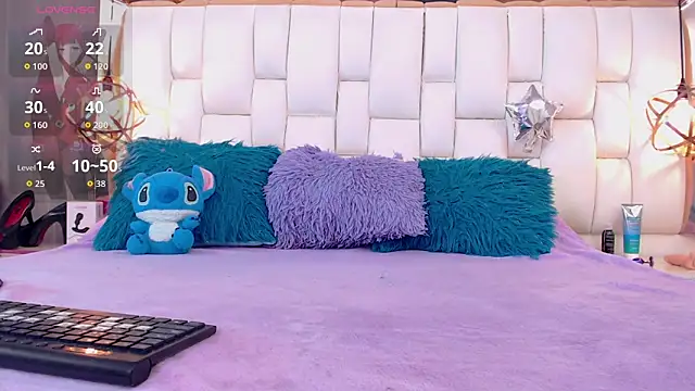 Foxxy_Doll – Live XXX-chat