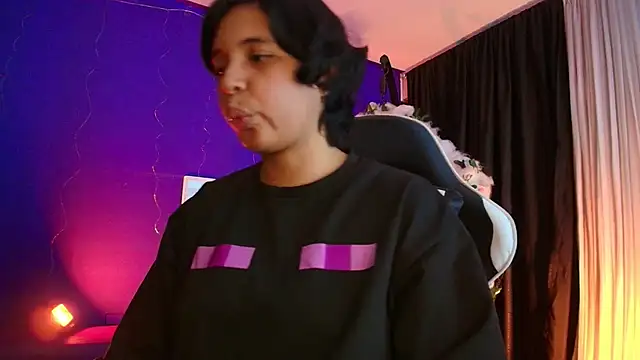 Emmapark_ Adlı Modelin Canlı XXX Sohbeti