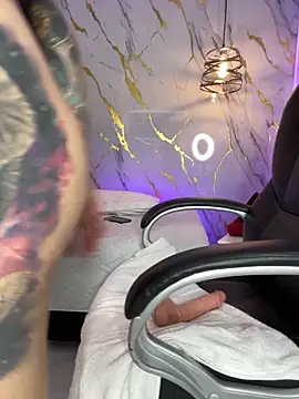 Scaarlettfox's Live XXX Chat