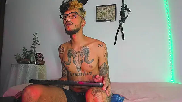 dex_55 Chat XXX in diretta