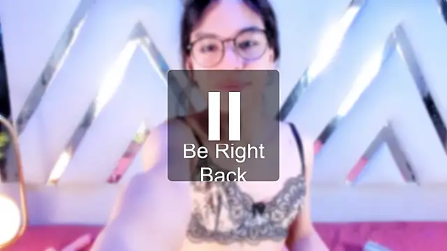 Violetbellarose1's Live XXX Chat