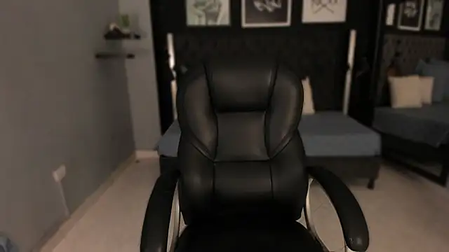 Czat XXX na żywo – renee_shelby_