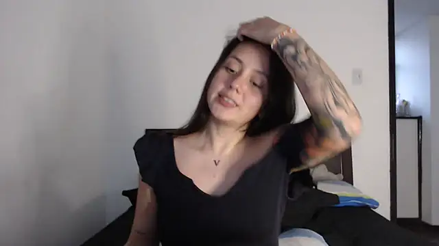 Онлайн чат XXX rebecca_collin