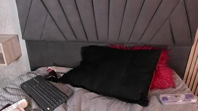 Онлайн чат XXX Miss_Charlottet