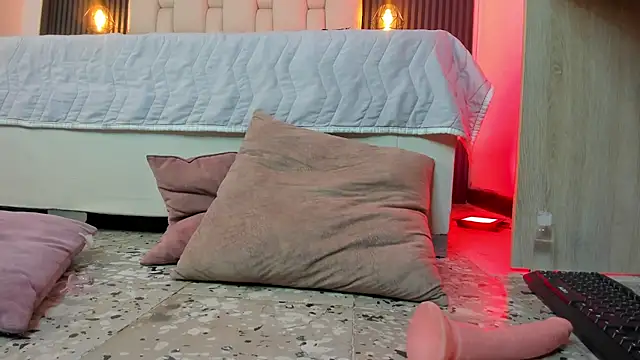 antonelasc élő XXX-chatje