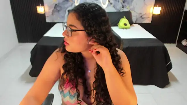 Chat XXX ao vivo de Karla18_