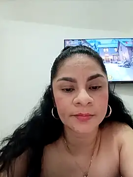 luna_pinky Live XXX Chat