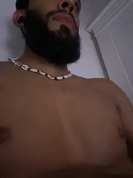 Zyan_Moratton Webbikameraesitys