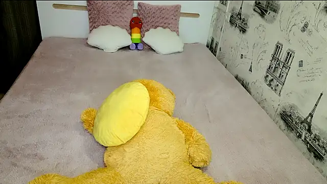 lovely-eyes Chat XXX live