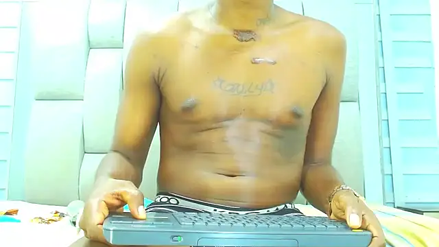 Black_Fire10's Live XXX Chat