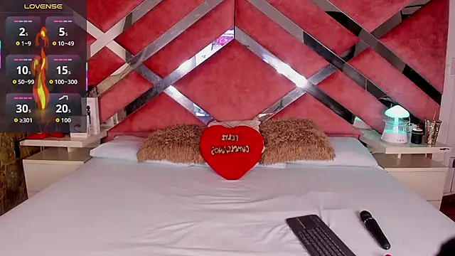 Lily_Queen30: онлайн-секс-чат