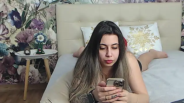 RoseDiamond06 – Live XXX-chat