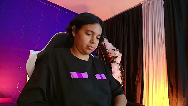 XXX chat uživo modela Emmapark_