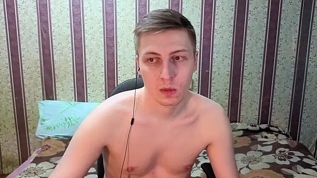 darienlarge élő XXX-chatje