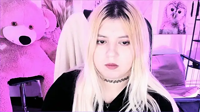 DiaAngell's Live XXX Chat