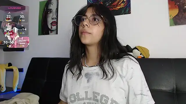 Laramucci Chat XXX live