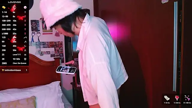 دردشة DannyPhantom555 الجنسية المباشرة