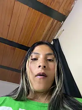 Czat XXX na żywo – Cami_Leon2