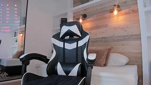 دردشة desireee_ الجنسية المباشرة