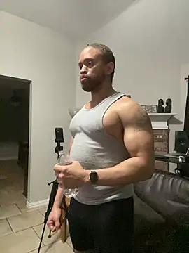 Fathero1time Adlı Modelin Canlı XXX Sohbeti