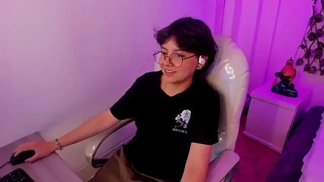 Nathaly_ds' Live XXX Chat