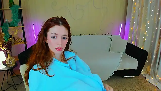 ChristinaConteeree 网络视讯表演