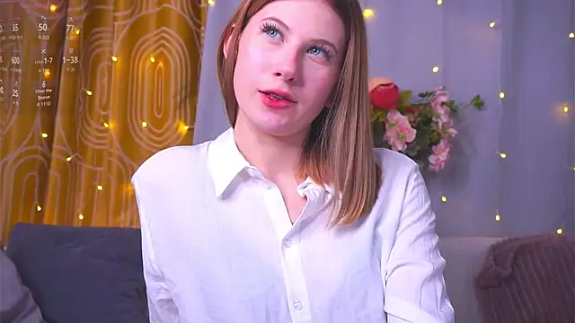 YvonneBou Chat XXX in diretta