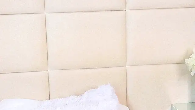 Reginadenver élő XXX-chatje