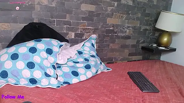 roderick516736 Show in webcam