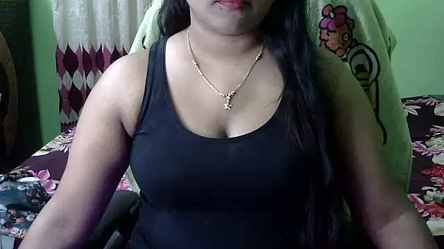 BengaliQueenStar Chat XXX in diretta