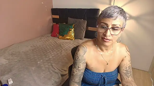 Онлайн чат XXX Charlotte__Gray