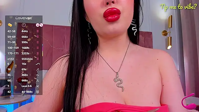 Mayzzie Chat XXX in diretta