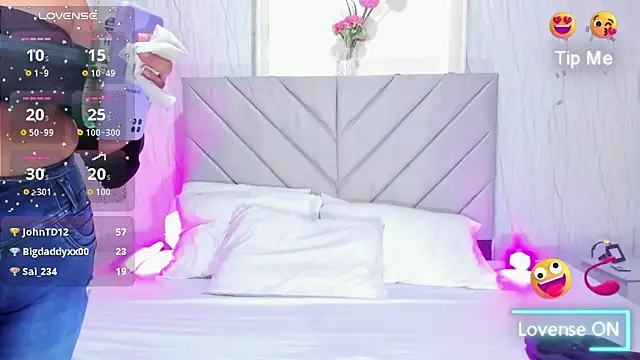 Victoria_GuzmanのライブXXXチャット