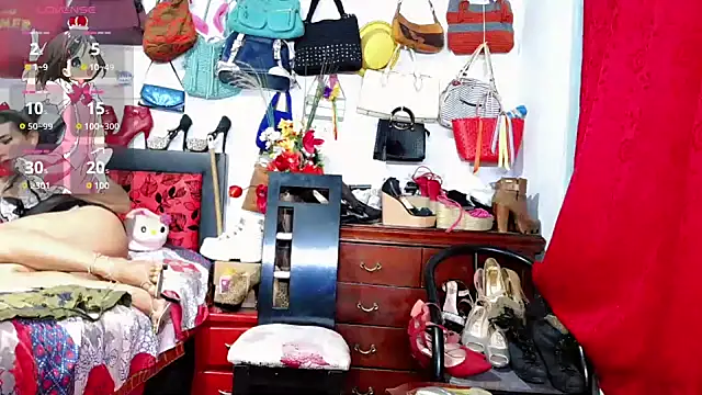 Xiaraa26 élő XXX-chatje